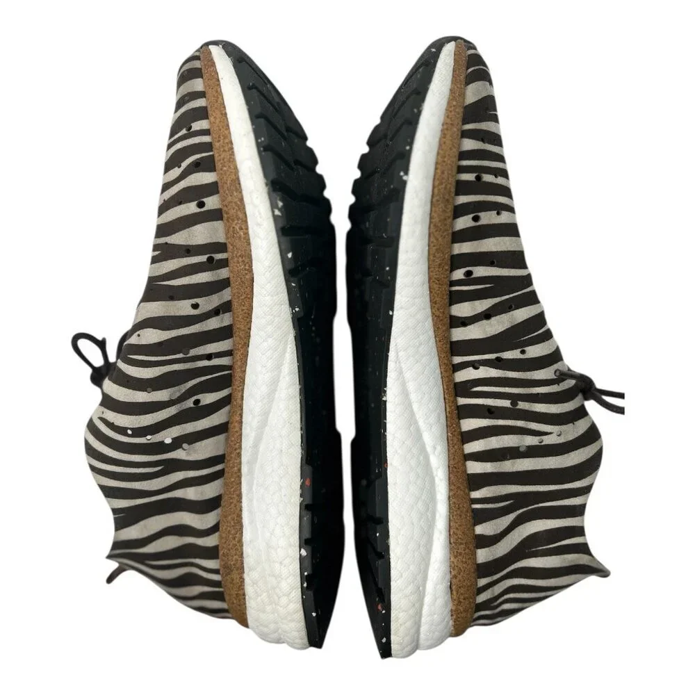OTBT Alstead Lightweight Women's Zebra Leather Sneakers Athleisure Size 9M Comfy - Picture 7 of 13